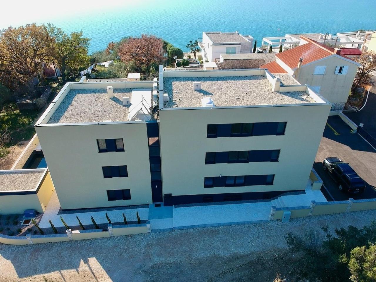 Ferienwohnung Mit Beheiztem Pool, 60 M Vom Strand ماسلينتسا المظهر الخارجي الصورة