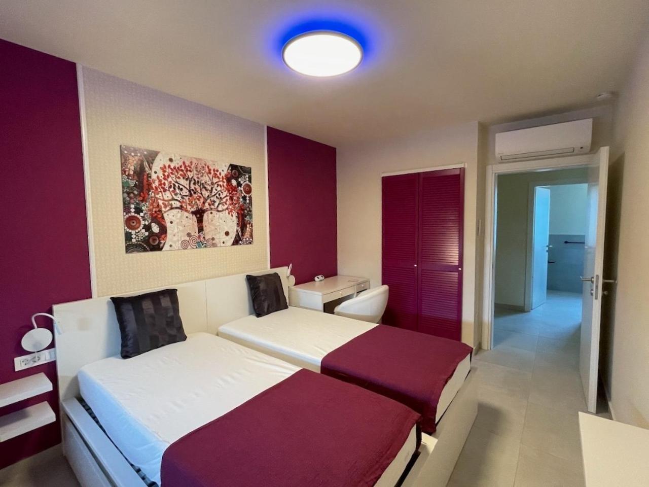 Ferienwohnung Mit Beheiztem Pool, 60 M Vom Strand ماسلينتسا المظهر الخارجي الصورة